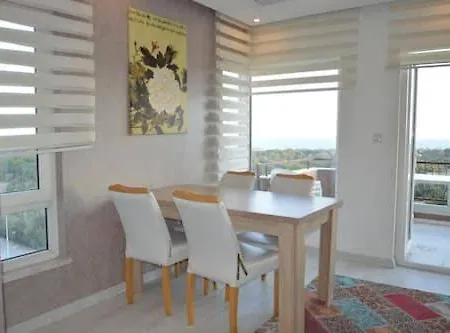 Lara Tower Lägenhet Altinkum (Antalya)